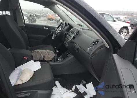2013 Volkswagen Tiguan S из США, поврежденный, VIN WVGCV7AXXDW510423